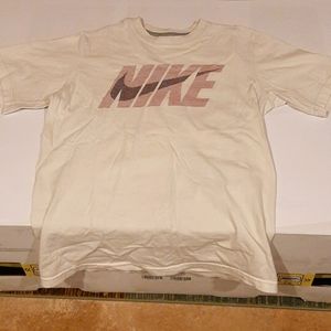 Nike Youth Boy T-shirt